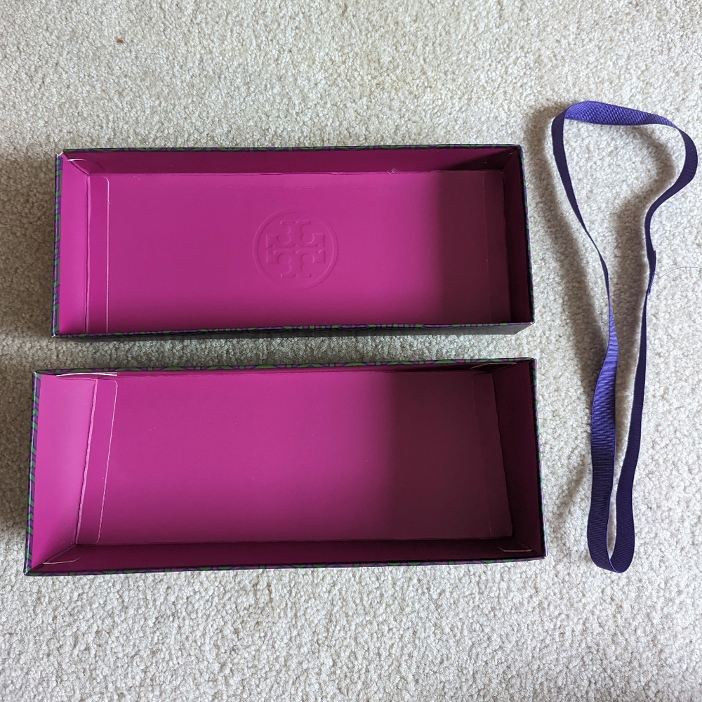 Tory Burch Shoe Box - Picture 3 of 4